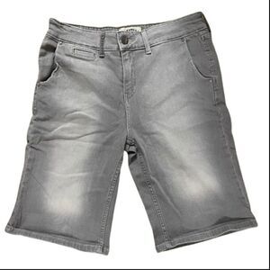 Signature by Levi’s ~ Grey denim Bermuda Shorts ~ size 14